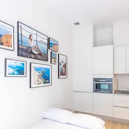 Balmis Plaza Apartment *